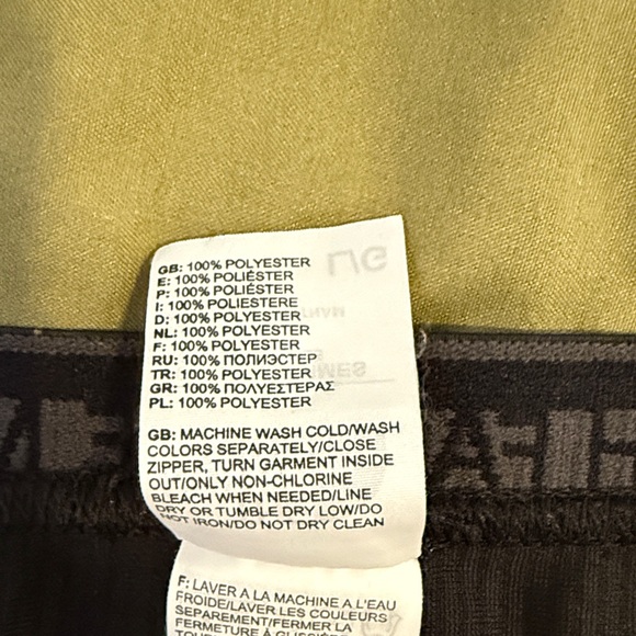 The North Face Flashdry Black Leggings - Picture 4 of 6